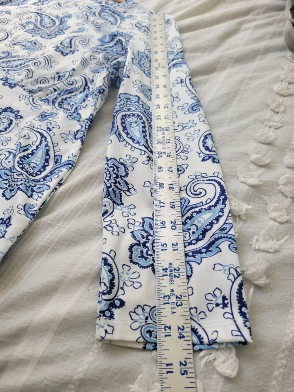 Tenth Ocean UPF 50 Paisley Swim Shirt Rash Guard Puff Sleeve Coastal sz XL Blue